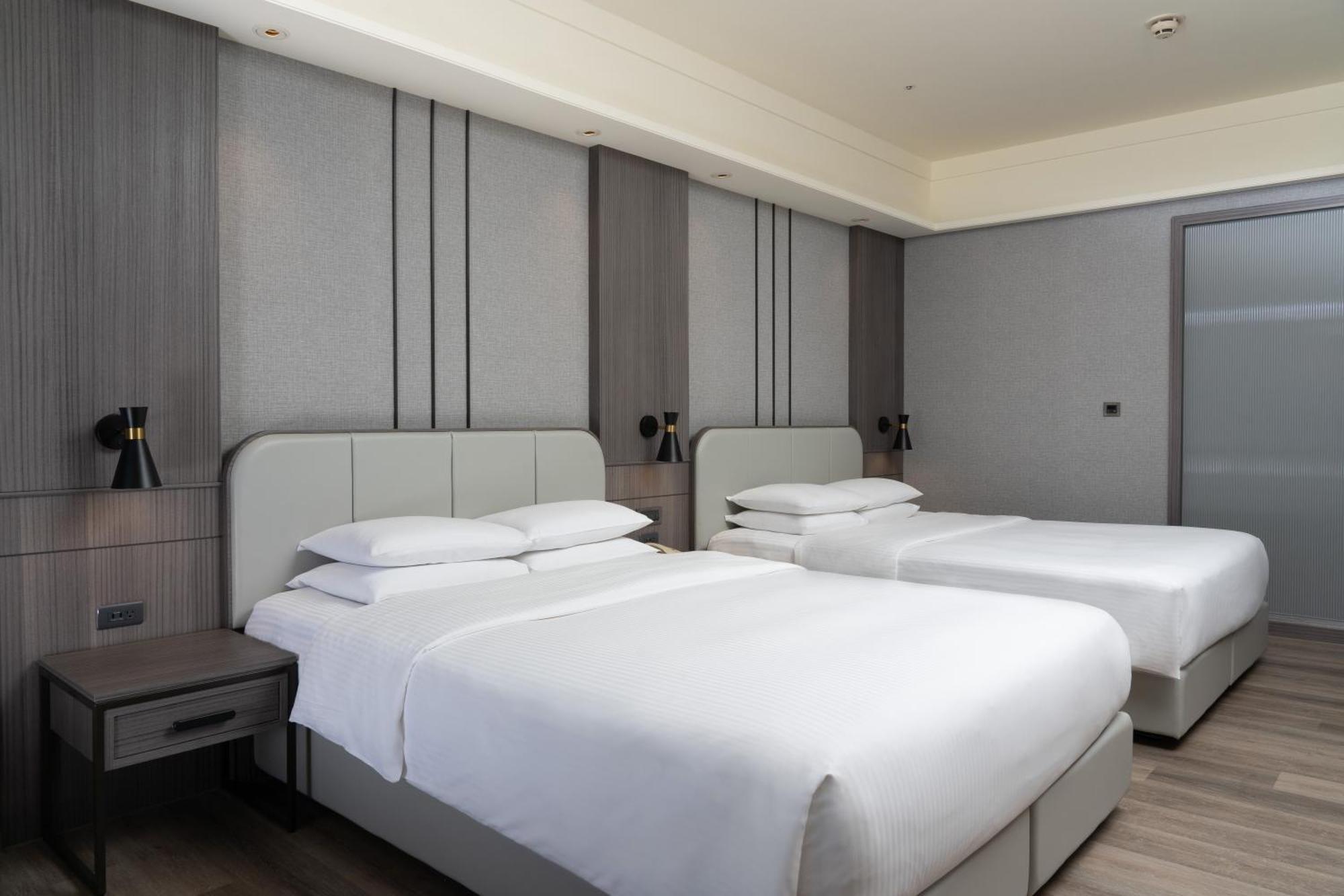 דאשו E-Da Royal Hotel מראה חיצוני תמונה Deluxe Twin Room